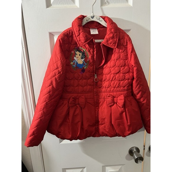 Disney‎ Snow White Red Puffer Jacket Girls Size 7/8 Apples - Picture 1 of 5